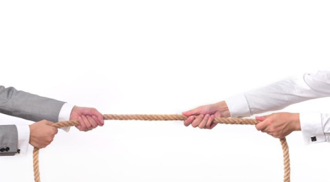 two-men-pulling-rope.jpg